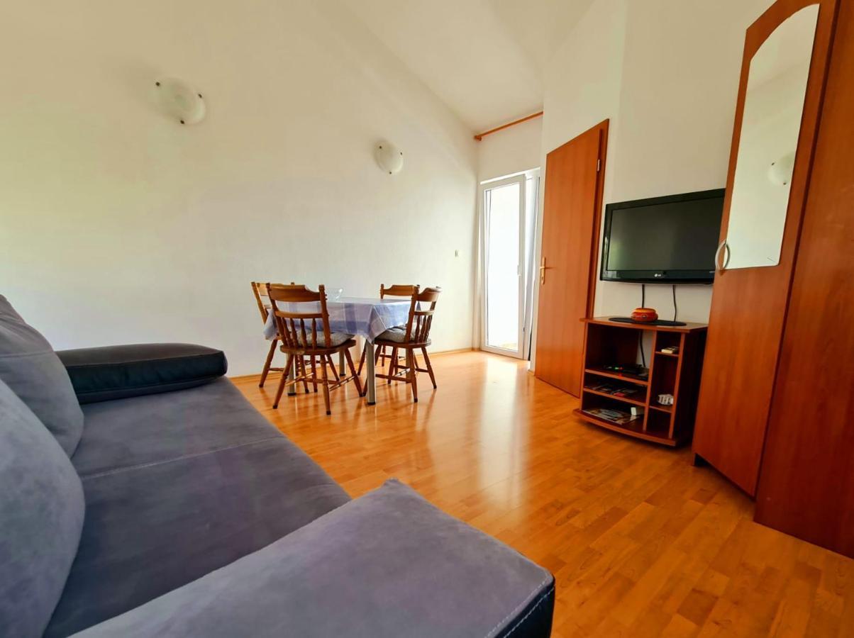 Apartments Silvana Trogir Bagian luar foto