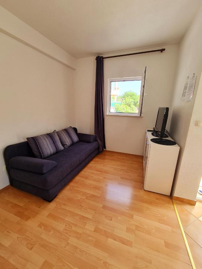 Apartments Silvana Trogir Bagian luar foto
