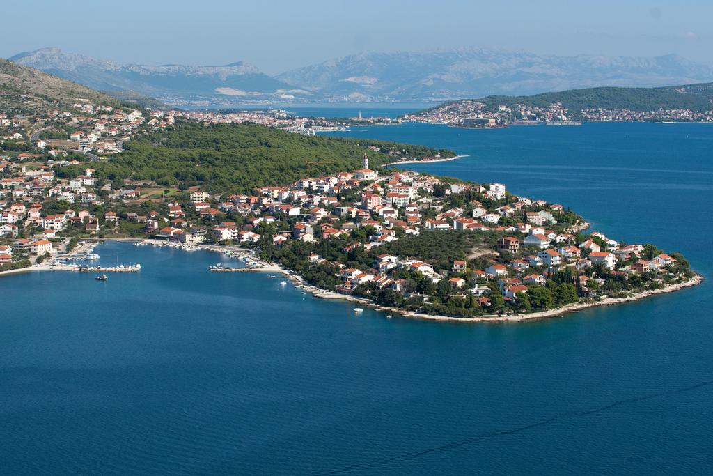 Apartments Silvana Trogir Bagian luar foto