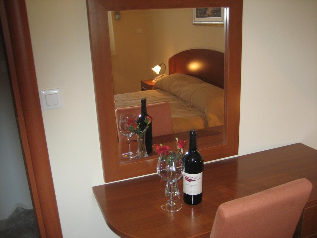 Apartments Silvana Trogir Bagian luar foto