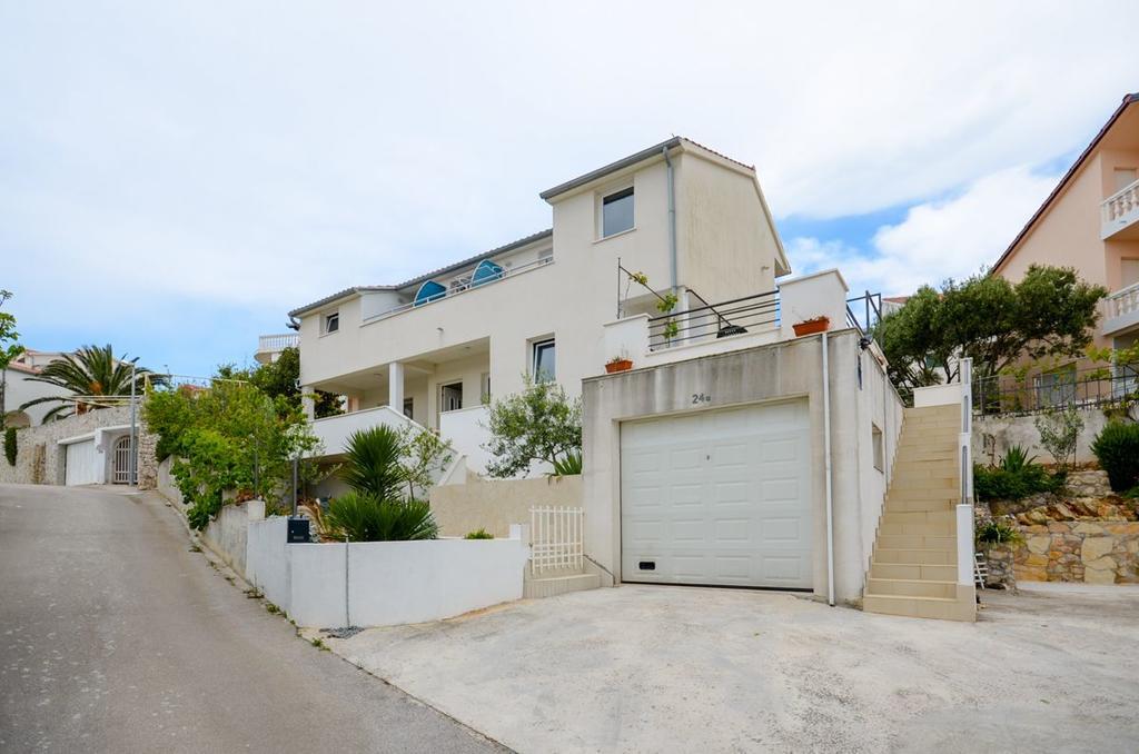 Apartments Silvana Trogir Bagian luar foto