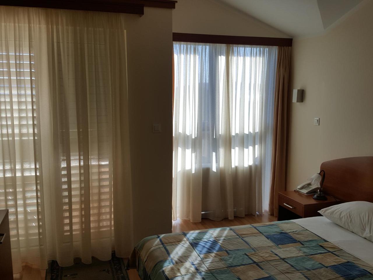 Apartments Silvana Trogir Bagian luar foto